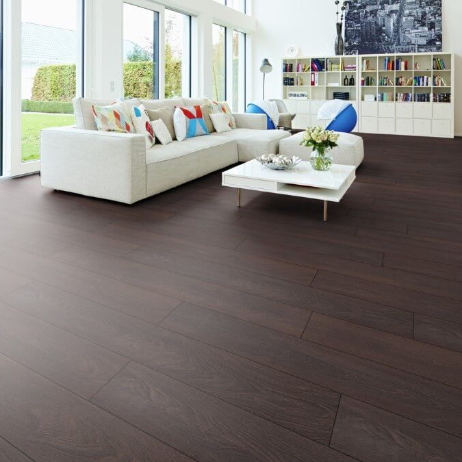 laminat_terhurne_classic_line_dub_temno_korychnevy_1101020834_1-e1691576820679.jpg